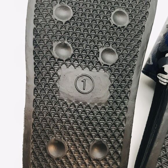 Shaq Camo Wide Strap Slides Children's size 1 Black & Gray Sandals Beach Shoes - Picture 9 of 9